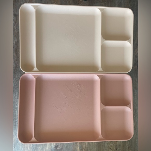 (8) Vintage Tupperware Slotted Food Lunch Dinner Trays - Picture 2 of 9